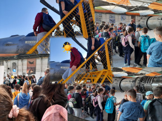 ΕΠΙΣΚΕΨΗ ΣΤΗΝ ΑΕΡΟΠΟΡΙΑ