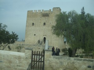 μεσαιωνικο καστρο κολοσσιου (1)
