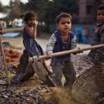 Παιδική εργασία όταν η παιδικότητα παραβιάζεται