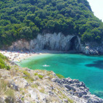 rovinia-beach-cave