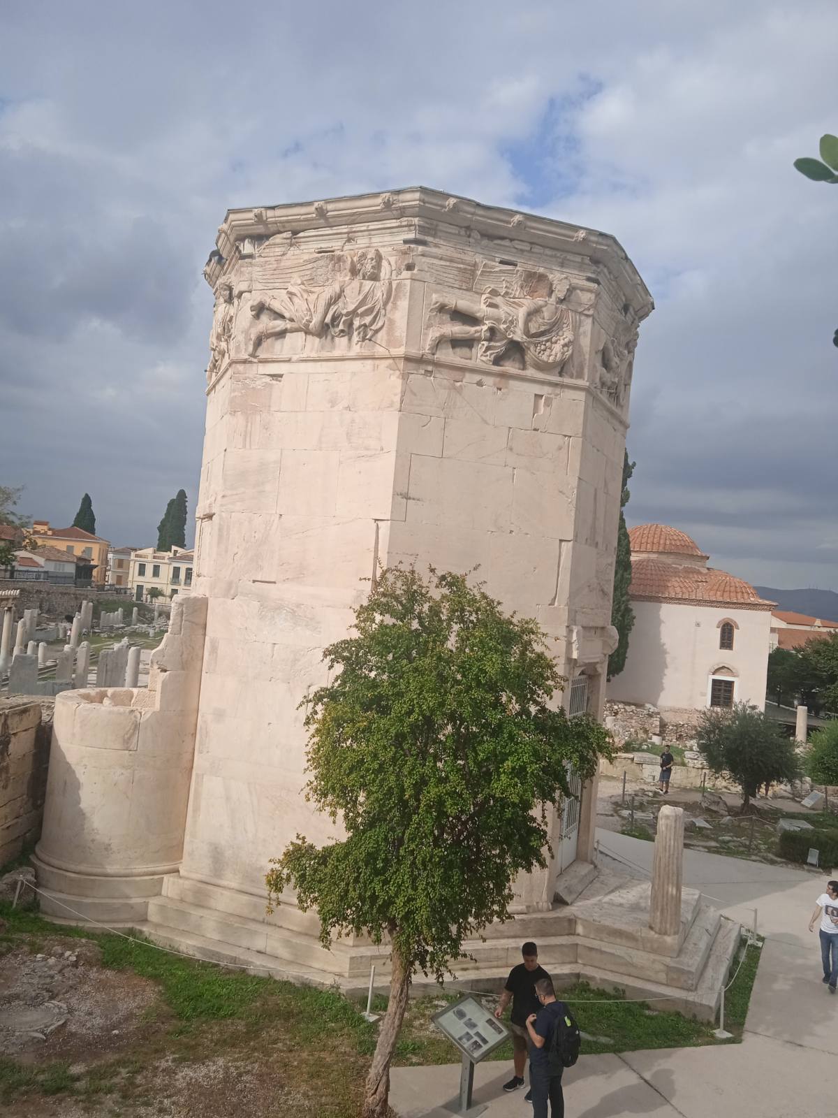 Ιστορικός περίπατος στο κέντρο της Αθήνας