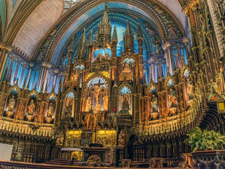 Notre_Dame_Cathedral_altar