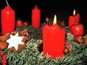 advent-wreath-1808658__340-300x225