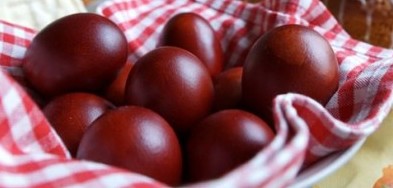 κόκκινα αυγά