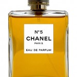 320px-CHANEL_No5_parfum