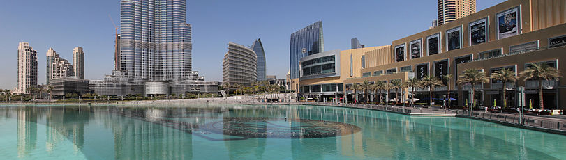 811px-The_Dubai_Fountain_02
