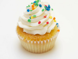 cupcake-dessert-sprinkles-pastry