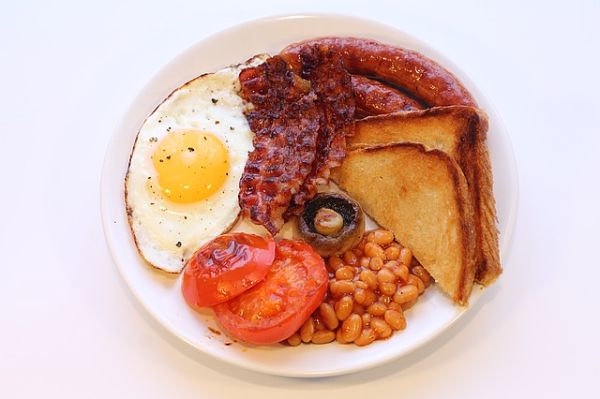 umano-aggliki-kouzina-english-breakfast