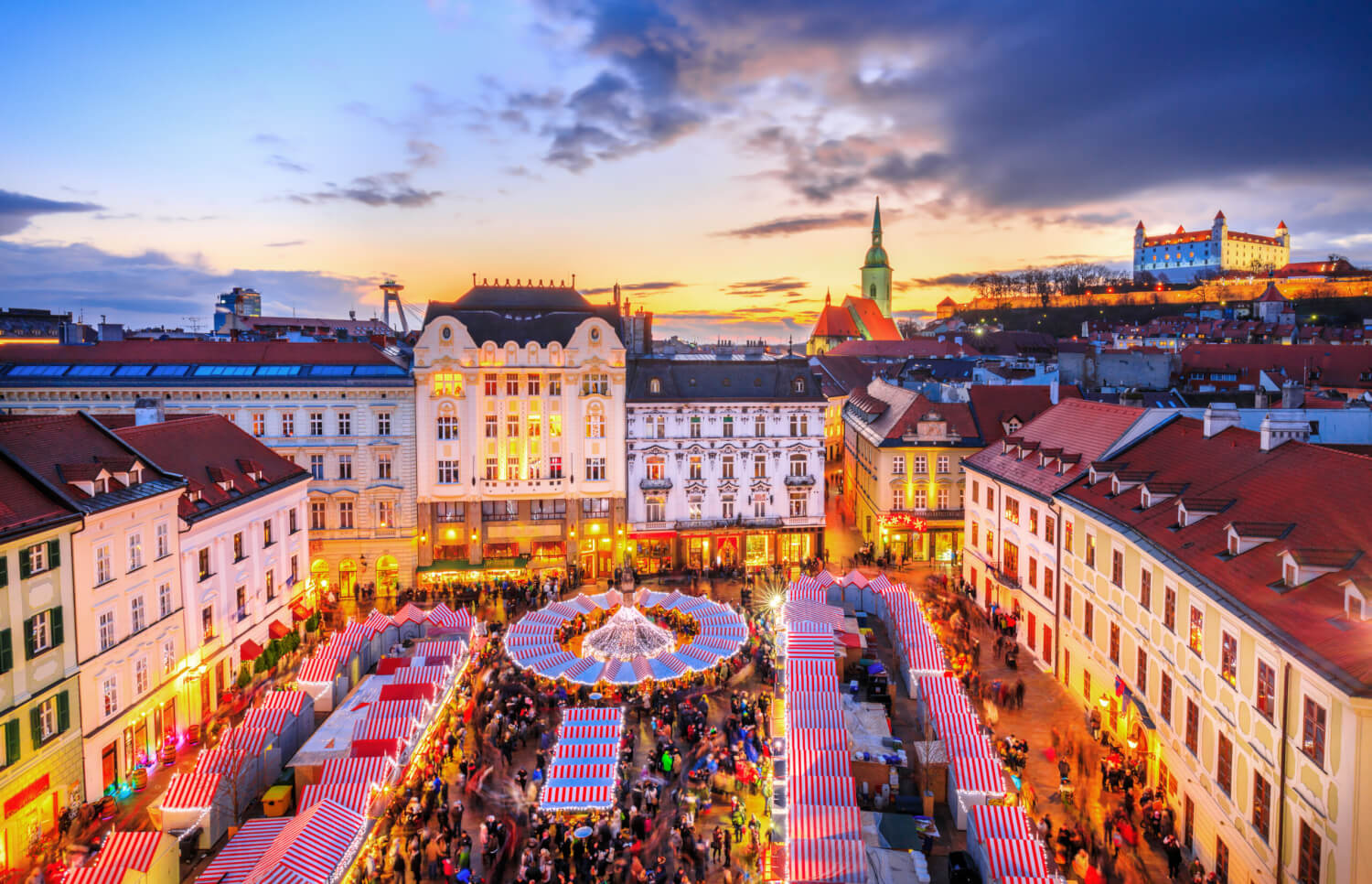 Bratislava-Christmas-Market-1-scaled